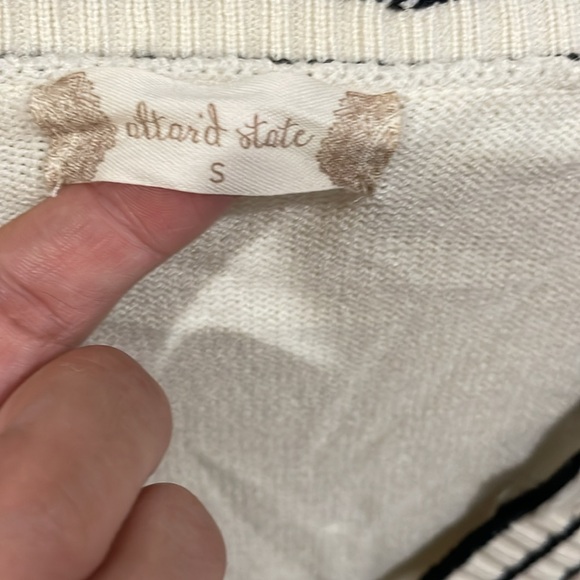 Altard State Sweater Small Stars Distressed - Picture 4 of 7